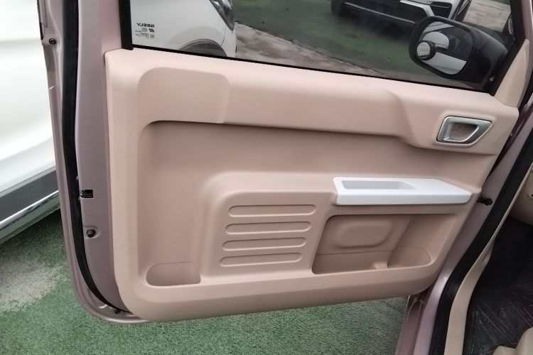 吉利汽车 2023款 熊猫mini 200km 耐力熊中控内饰47