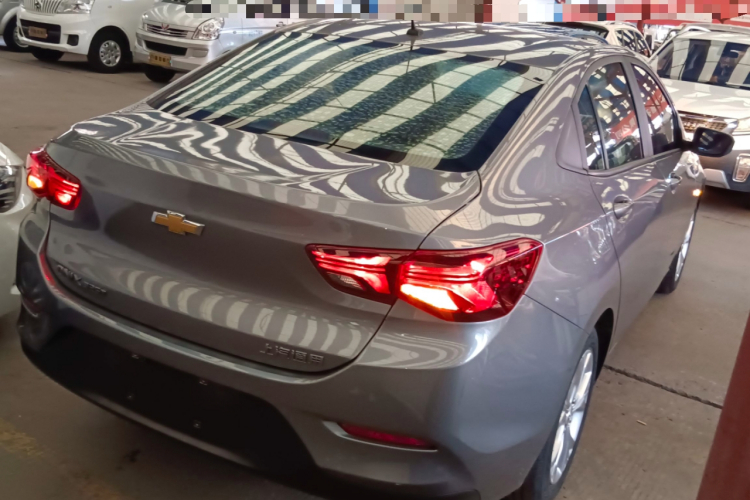 雪佛兰 科沃兹 2020款 325T 自动欣悦版车身外观6005