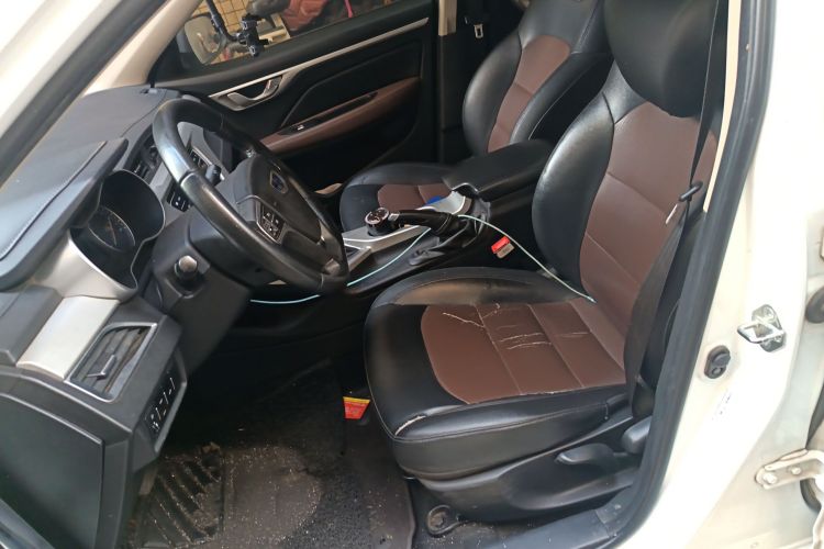 吉利汽车 远景 2018款 1.5L 自动幸福版局部细节19