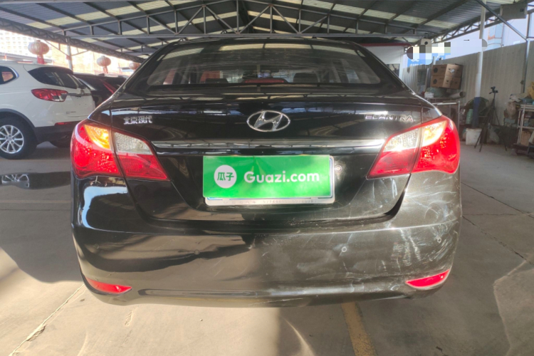 现代 悦动 2015款 1.6L 手动舒适型车身外观6004