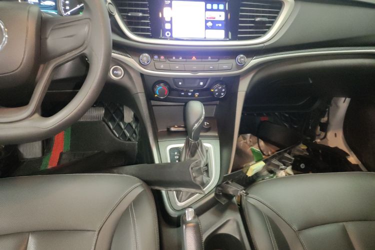 别克 英朗 2021款 1.3T 自动轻混动精英型中控内饰18