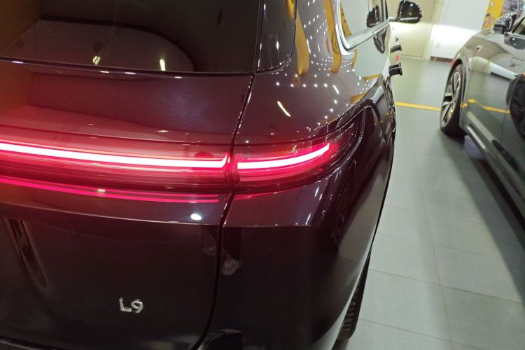 理想汽车 理想L9 2023款 Pro车身外观9