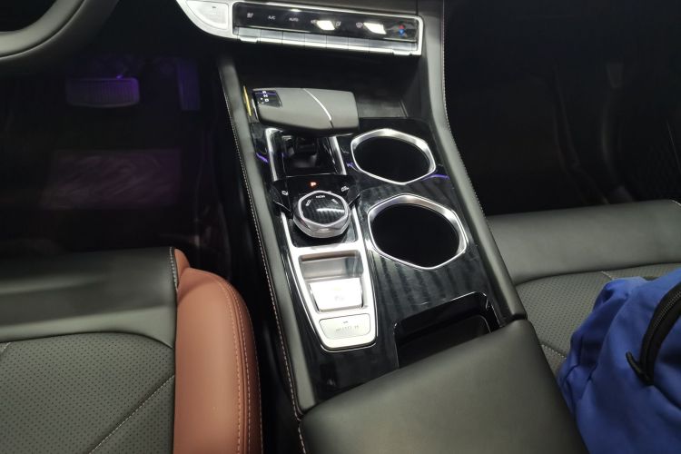 长安 逸动 2023款 畅享版 PLUS 蓝鲸NE 1.4T GDI DCT尊贵版局部细节18