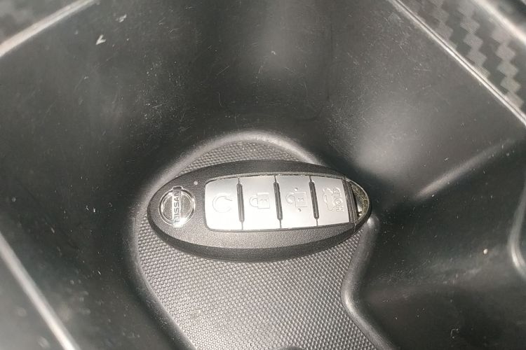 日产 轩逸 2022款 1.6L XL CVT悦享版中控内饰11