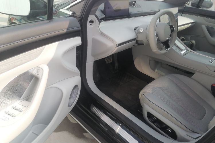 鸿蒙智行 智界S7 2025款 855km Max中控内饰7003