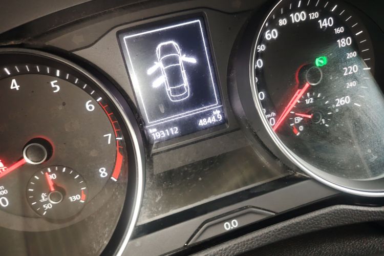 大众 迈腾 2017款 380TSI DSG 豪华型中控内饰14