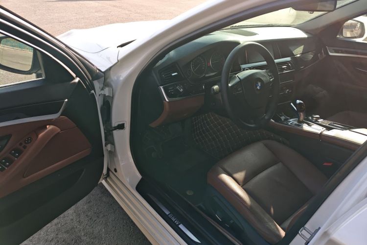 宝马5系 2014款 520Li 典雅型中控内饰20