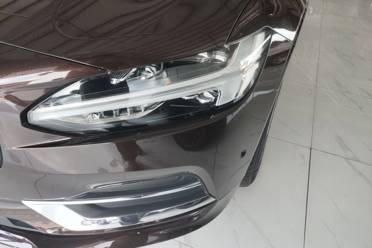 沃尔沃S90 2019款 T5 智远版车身外观36