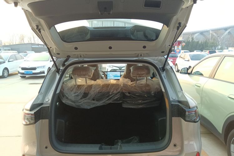 五菱汽车 缤果S 2025款 325km 尊享款机舱底盘23