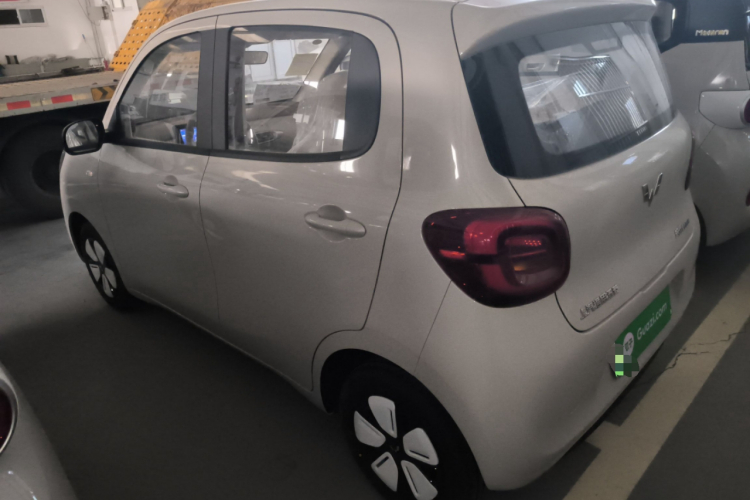 五菱汽车 宏光MINIEV 2025款 四门版 进阶款车身外观4