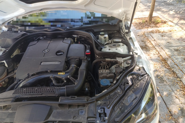 奔驰E级 2015款 E 260 L 运动型局部细节9007