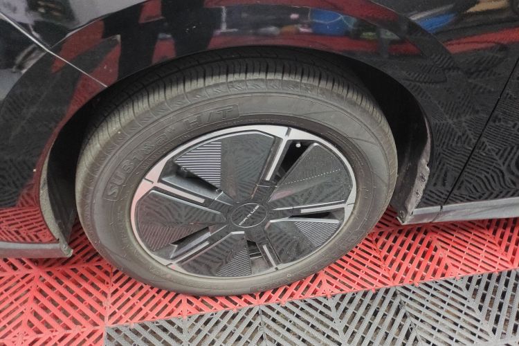 上汽大通MAXUS 大家7 2024款 超混 超长续航版 臻享版车身外观6005