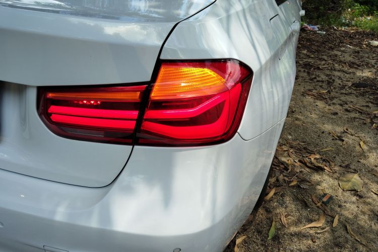 宝马3系 2017款 320i M运动型车身外观6001