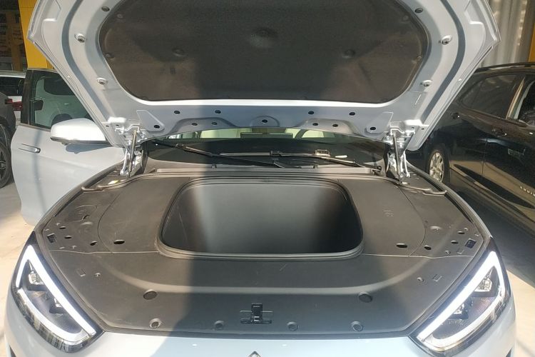 鸿蒙智行 问界M5 2022款 纯电后驱标准版局部细节24