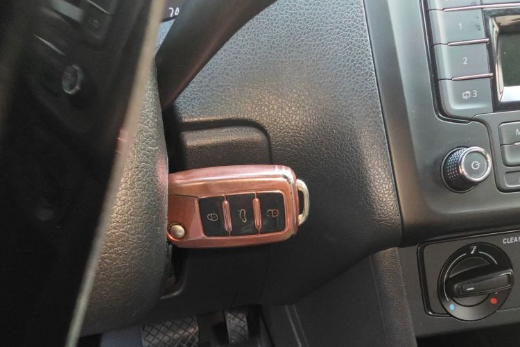 大众 Polo 2018款 1.5L 自动安驾型中控内饰7001