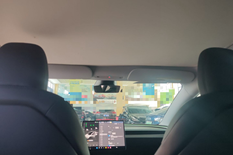 特斯拉 Model 3 2023款 长续航全轮驱动版局部细节22