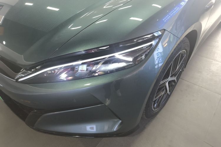 比亚迪 汉L 2025款 DM-p 四驱激光雷达旗舰型局部细节36