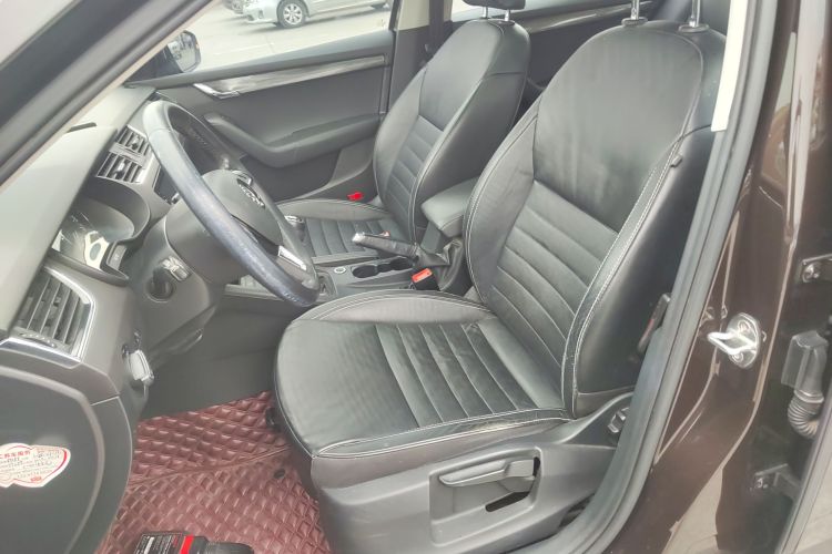 斯柯达 明锐 2017款 1.6L 手动智行版局部细节19