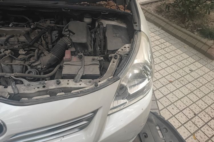 丰田 逸致 2011款 180G CVT舒适版局部细节9007