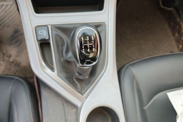 吉利汽车 远景 2019款 升级版 1.5L 手动豪华型 国VI中控内饰18