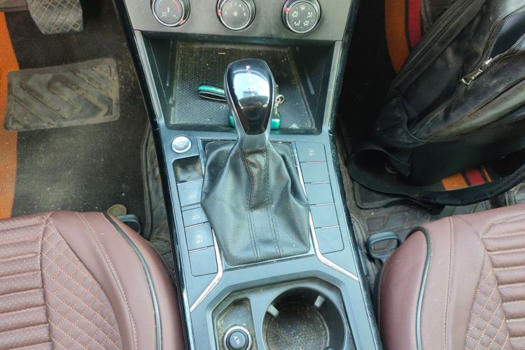 大众 帕萨特 2020款 改款 280TSI 商务版 国VI中控内饰18