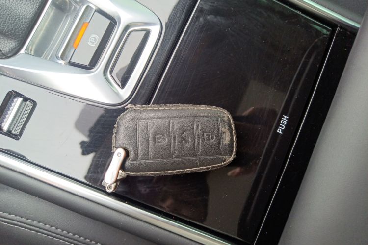 长安CS75 2020款 280T DCT尊贵型 国VI中控内饰11