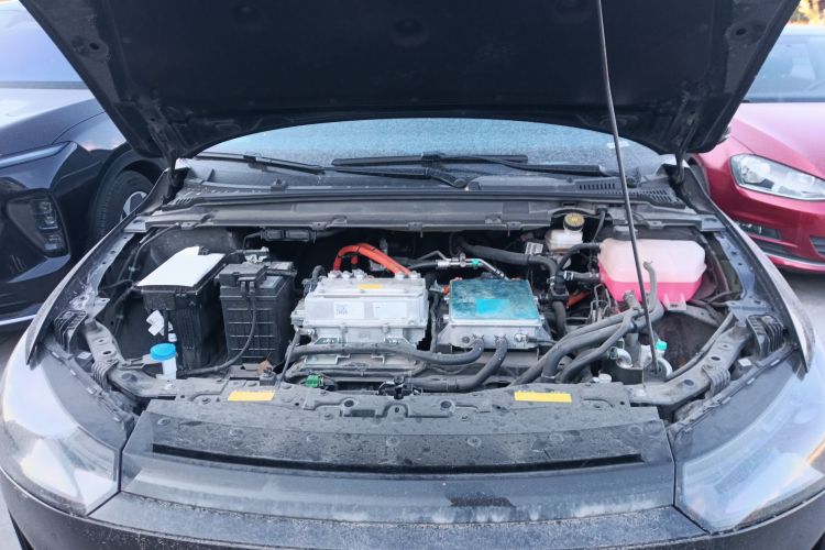 小鹏P5 2021款 460G+机舱底盘24