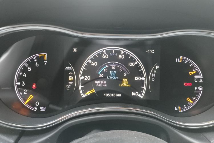 Jeep 大切诺基(进口) 2017款 3.0L 舒享导航版中控内饰14