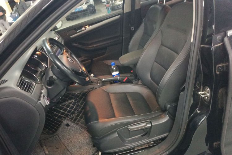 大众 速腾 2018款 280TSI DSG舒适型局部细节19