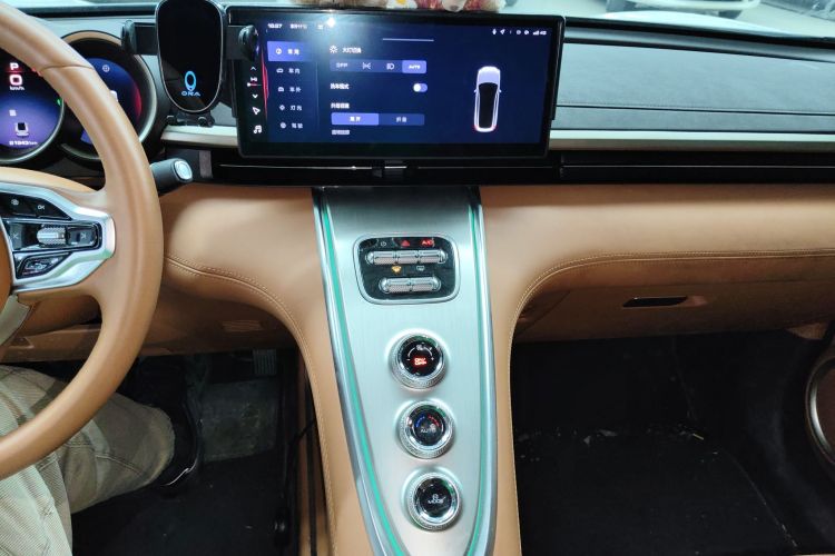 欧拉闪电猫 2022款 555km 尊贵版局部细节16