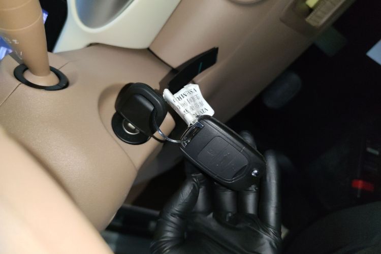 五菱汽车 宏光MINIEV 2025款 四门版 进阶款中控内饰11