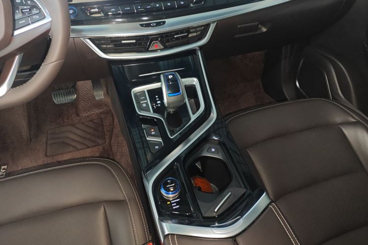 吉利汽车 嘉际新能源 2019款 1.5TD PHEV 臻享型中控内饰18