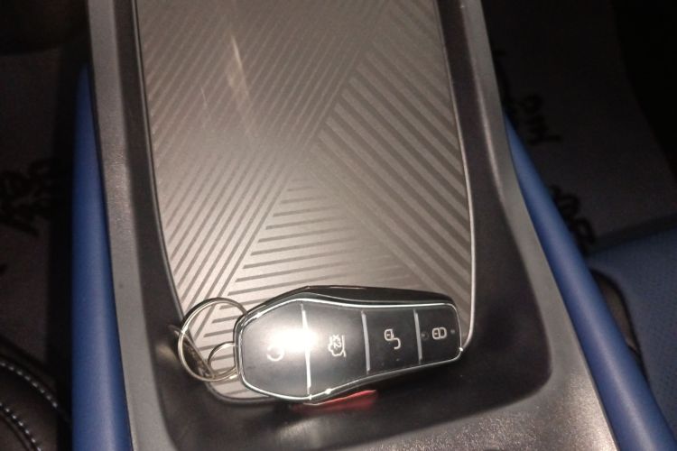 比亚迪 海鸥 2025款 智驾版 305km 活力版中控内饰11