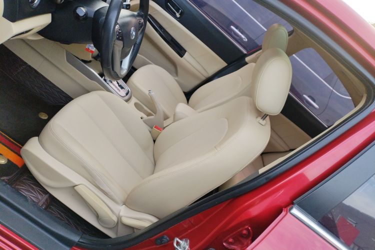 长安 逸动 2015款 1.6L 自动豪华型局部细节19