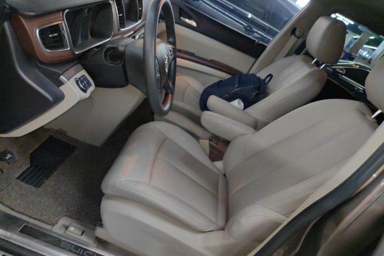 别克GL8 2018款 28T 舒适型 国VI局部细节19