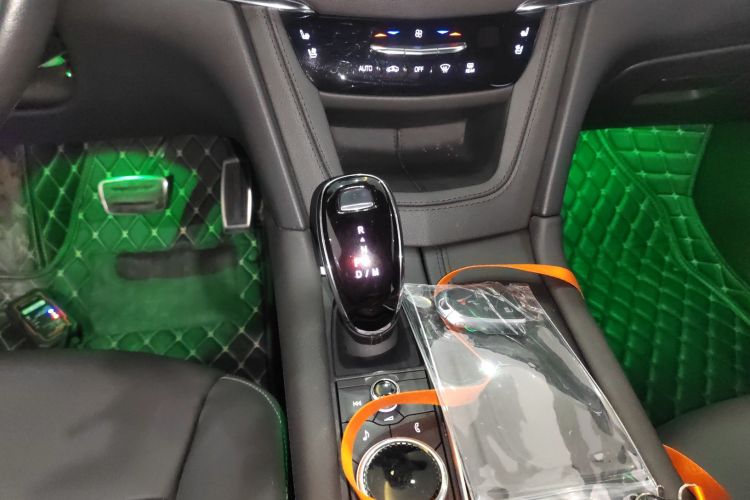 凯迪拉克XT5 2022款 2.0T 四驱尊贵型局部细节18