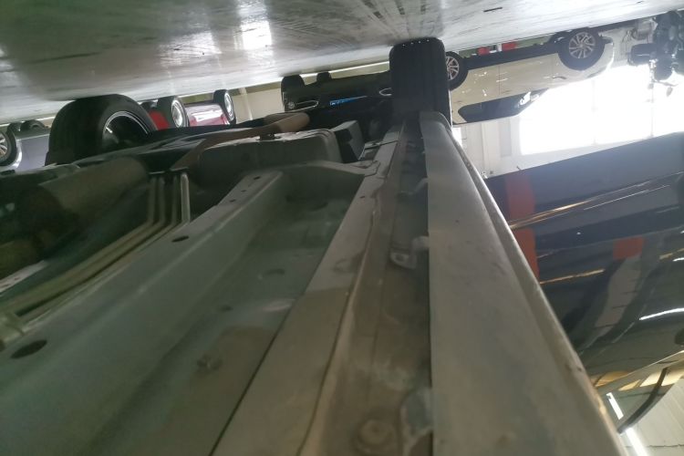 道奇 酷威 2016款 2.4L 两驱旅行版局部细节9001