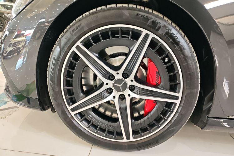 奔驰EQE AMG 2023款 AMG EQE 53 4MATIC+车身外观6007