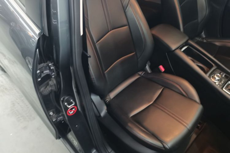 马自达3 昂克赛拉 2019款 云控版 两厢 1.5L 自动豪华型 国V局部细节41