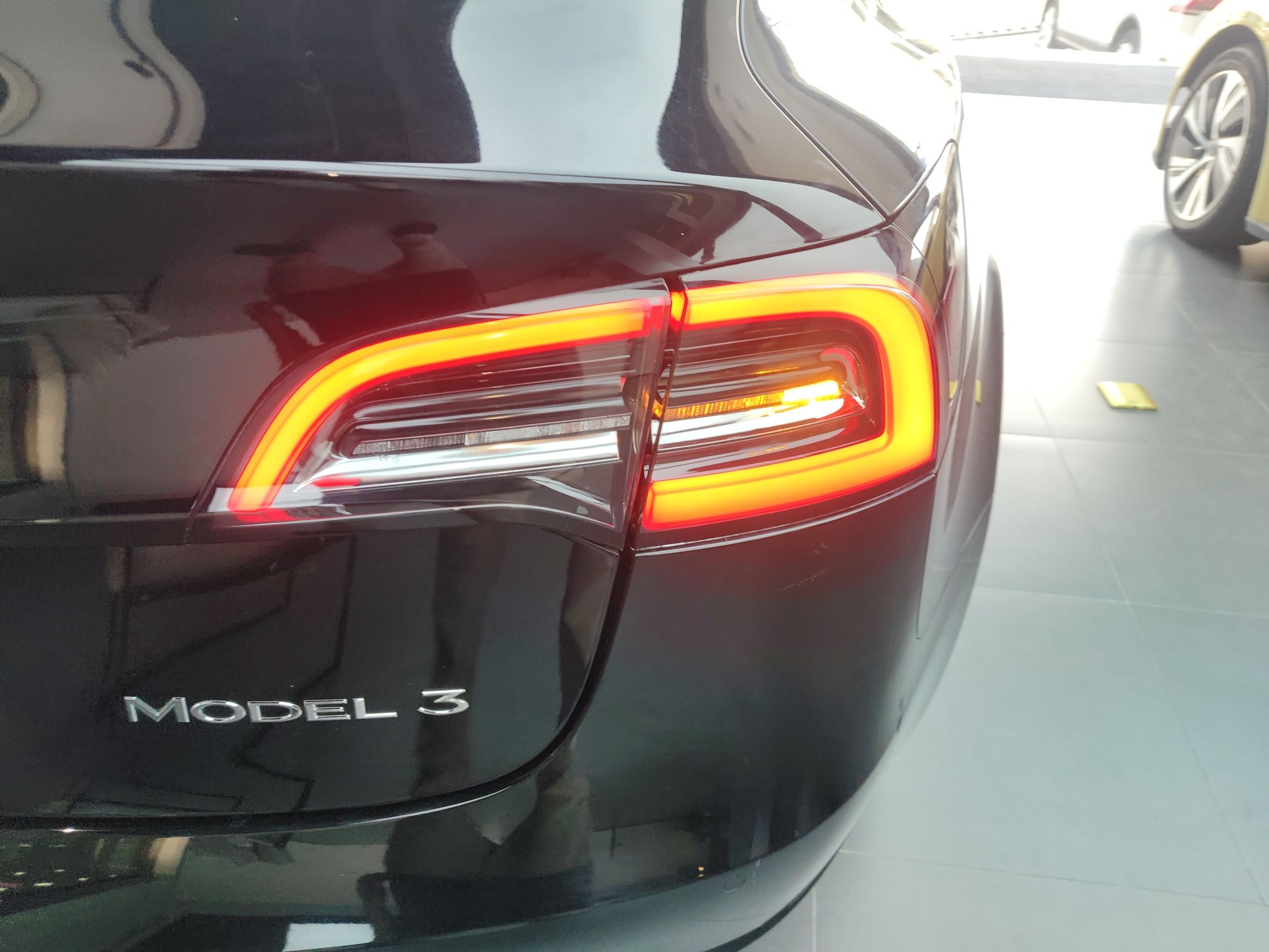 特斯拉 Model 3 2020款 标准续航后驱升级版
