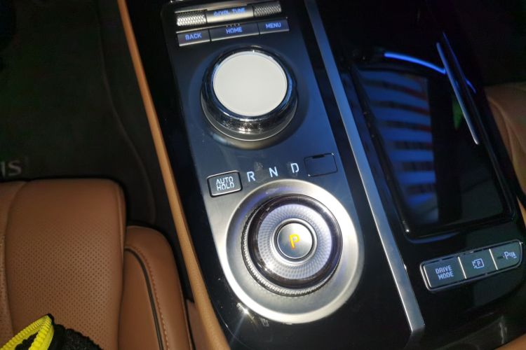 捷尼赛思G80 2023款 2.5T 后驱豪华版中控内饰18