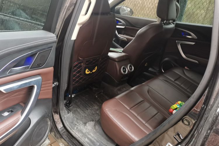 魏牌 VV7 2020款 2.0T 旗舰型中控内饰21