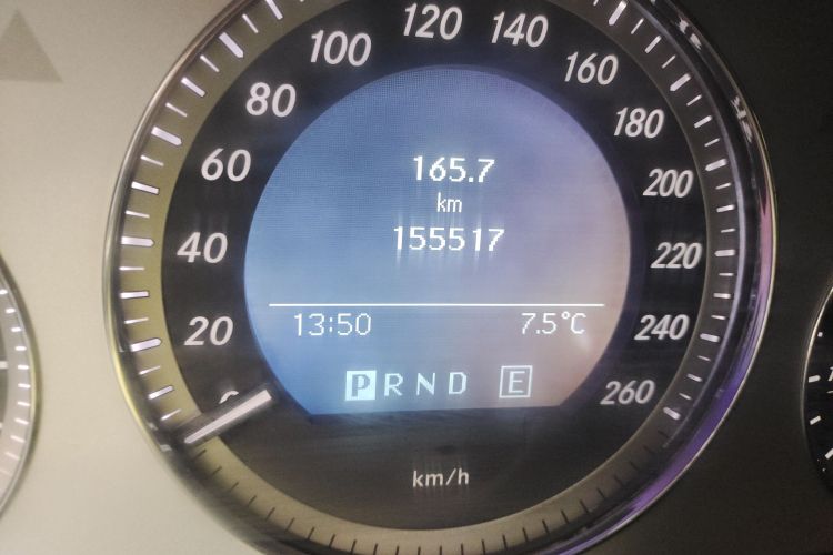 奔驰GLK级 2012款 GLK 300 4MATIC 动感型中控内饰15