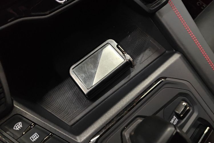 领克05 2020款 2.0TD 四驱劲Halo中控内饰11