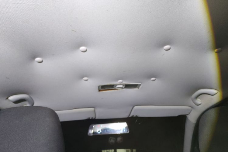 大众 朗逸 2013款 改款经典 1.6L 自动风尚版局部细节22