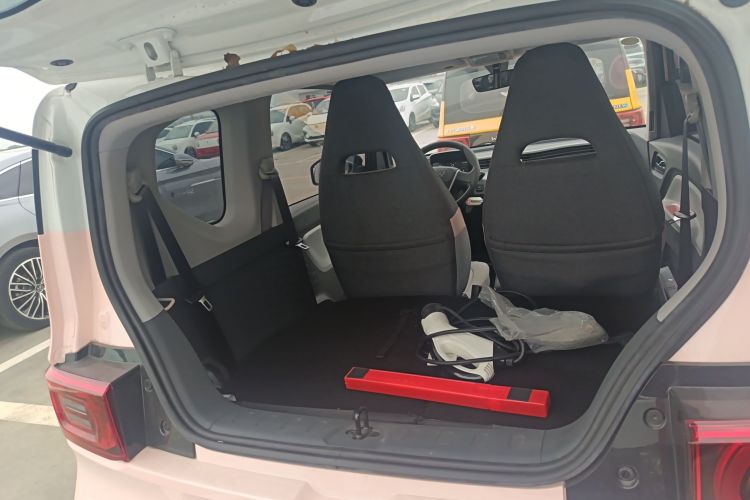 五菱汽车 宏光MINIEV 2022款 马卡龙时尚款 磷酸铁锂机舱底盘23