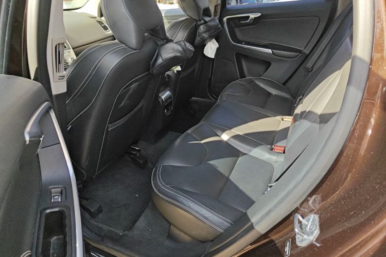 沃尔沃XC60 2017款 T5 AWD 智远升级版中控内饰21