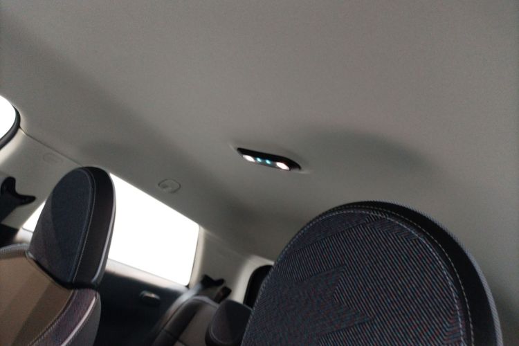 电动MINI COOPER 2025款 456km COOPER E 经典派中控内饰22