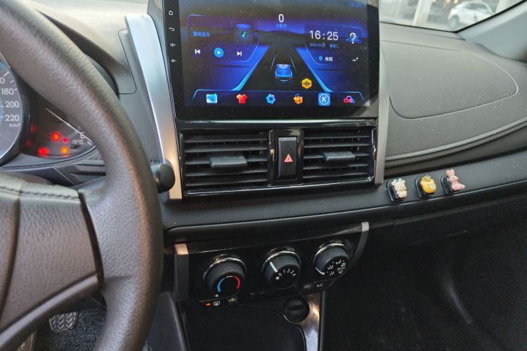 丰田 威驰 2014款 1.3L 手动超值版中控内饰16