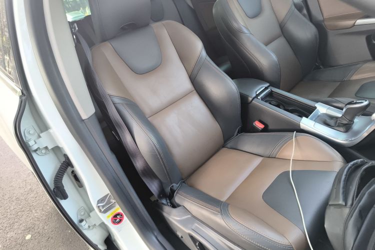 沃尔沃XC60 2017款 T5 AWD 智远升级版局部细节41